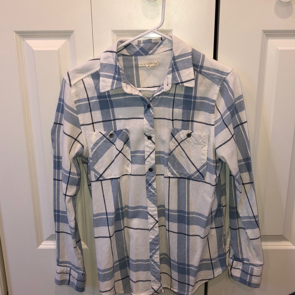 Blue/white flannel